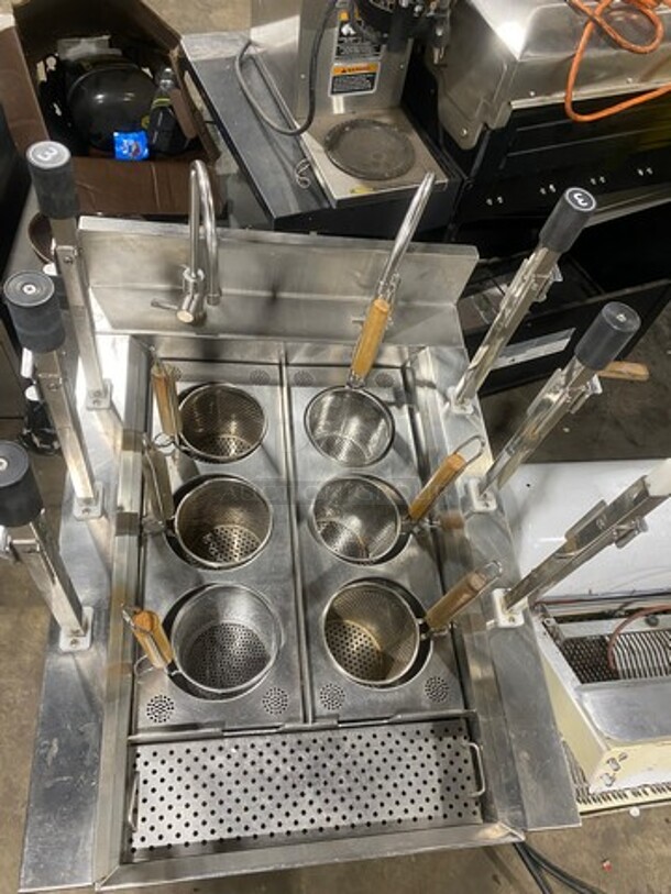 GREAT! Commercial Electric Powered Pasta Cooker! With Metal Baskets! Stainless Steel! On Legs! - Image 5 of 12