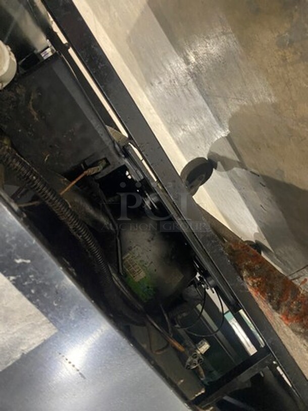 Torrey Commercial Refrigerated Deli/Bakery Display Case Merchandiser! With Curved Front Glass! With Rear Access Doors! - Image 8 of 9