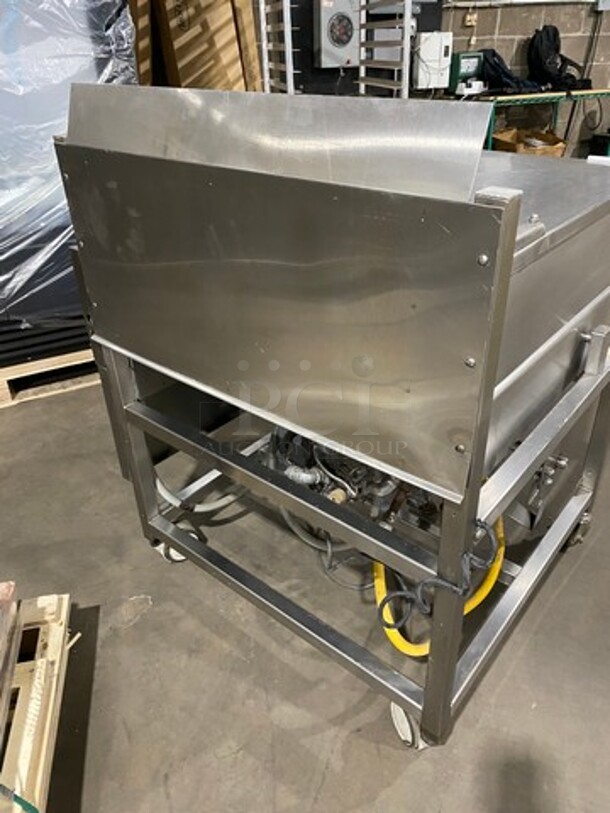 FAB! Market Forge Heavy Duty LP/Natural Gas Powered Tilted Skillet/Braising Pan! On Casters! WORKING WHEN REMOVED! - Image 3 of 10