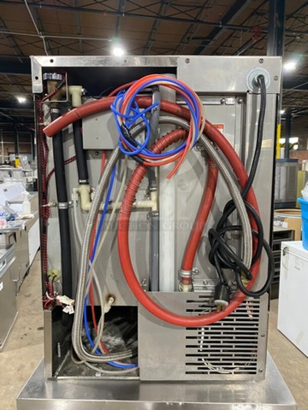 Hobart All Stainless Steel Under Counter Commercial Dishwasher! Model: LXIC SN: 231127445 120V 60HZ 1 Phase - Image 3 of 8