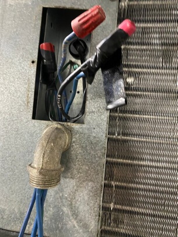 Scotsman Commercial Ice Maker Machine! With Commercial Ice Bin! All Stainless Steel! Model: C1448MA32B SN: 10091320011992 208/230V 60HZ 1 Phase - Image 7 of 7