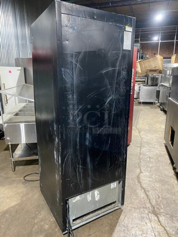 Carrier Commercial Single Door Reach In Refrigerator Merchandiser! With View Through Door! With Poly Coated Racks! Model: MC750 SN: 3807X11276 120V 60HZ 1 Phase - Image 3 of 9