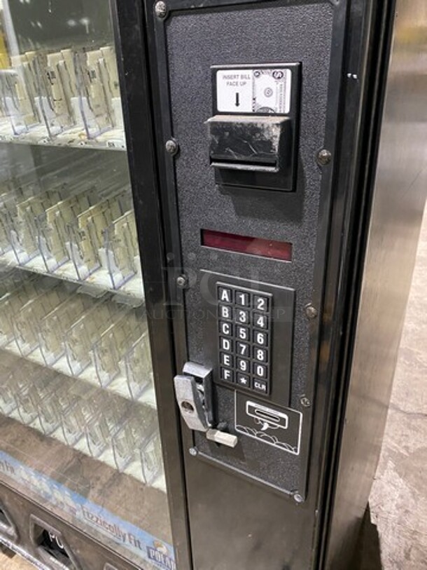 Dixie Narco Commercial Drink Vending Machine! With Bill And Coin Acceptor! Model: DN2054 SN: 11608 120V 60HZ 1 Phase - Image 6 of 10