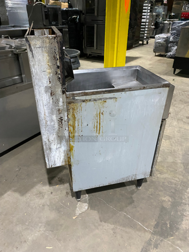 NICE! Cecilware Natural Gas Powered 4 Burner Deep Fat Fryer! All Stainless Steel! On Legs! - Image 4 of 7