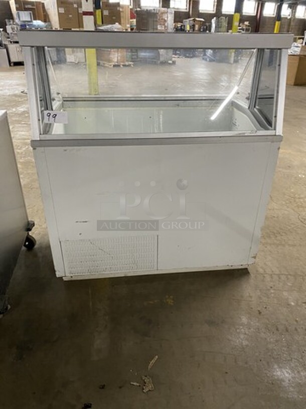 Hussman Commercial 8 Flavor Ice Cream Dipping Display Merchandiser! Model: DCSG8 SN: 08E01955410 115V 60HZ 1 Phase