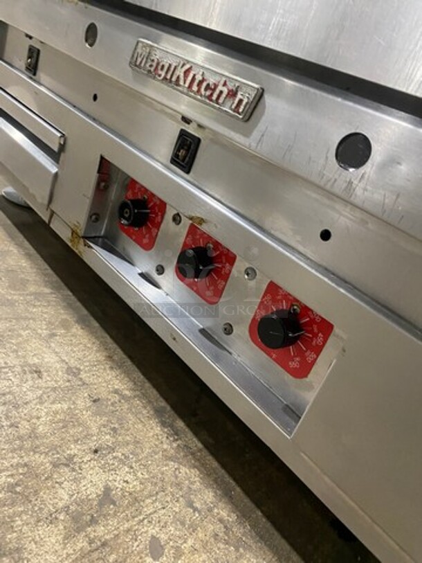 MagiKitch'n Commercial Countertop Gas Powered Flat Top Griddle! With Back And Side Splashes! All Stainless Steel! On Small Legs! - Image 7 of 9