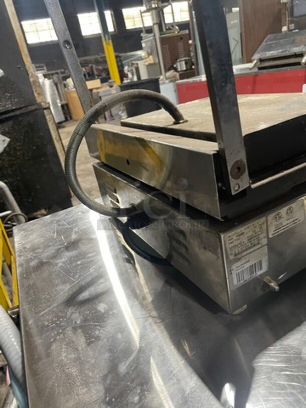 Sirman Electric Powered Grooved Panini Press Machine! Model CORT-R-E! 120V 1 Phase!  - Image 3 of 7