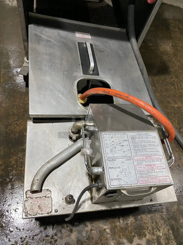 Henny Penny Commercial Electric Powered Pressure Fryer! All Stainless Steel! On Casters! Model: PF180 SN: KP017IG 115V 60HZ 1 Phase - Image 7 of 11