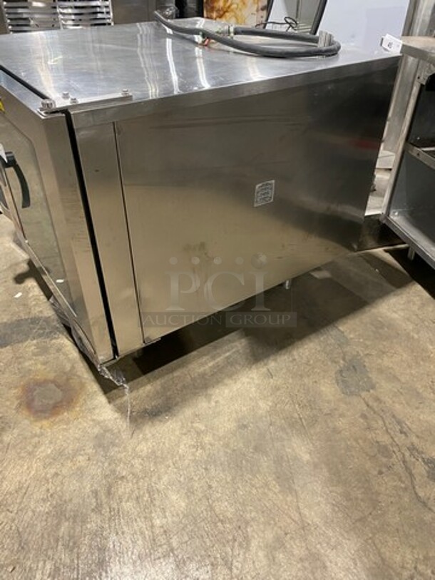 WOW! Alto Shaam Commercial Electric Powered Combitherm Convection Oven! With Metal Oven Racks! All Stainless Steel! On Small Legs! Model: 7.14ESISK SN: 1156437000 208/240V 3 Phase - Image 3 of 9