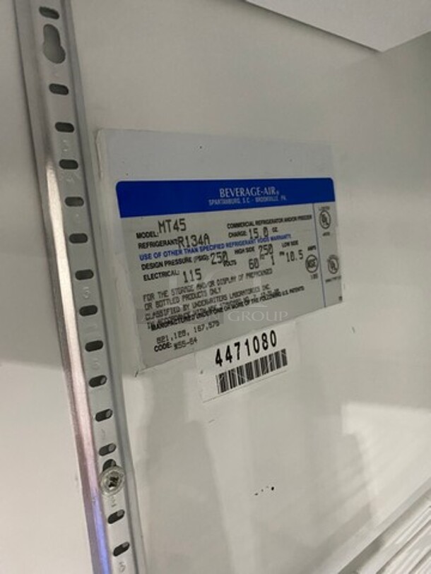 Beverage Air Commercial Refrigerated 2 Door Reach In Cooler Merchandiser! With View Through Doors! Model: MT45 SN: 4471080 115V 60HZ 1 Phase - Image 7 of 8