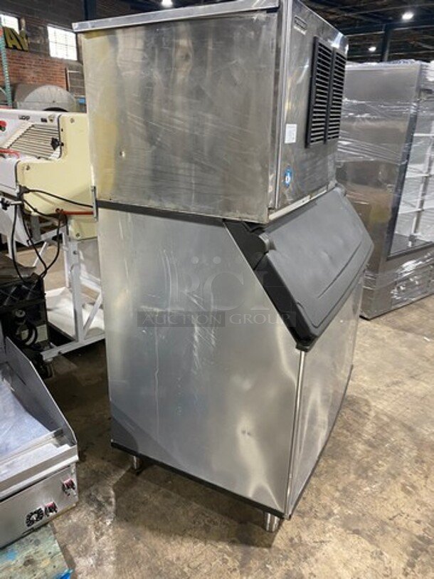 DON'T LOSE OUT! Hoshizaki KML-250MAH Stainless Steel Commercial Ice Head on Hoshizaki D970. Commercial Ice Bin. 115-120 Volts, 1 Phase.
 - Image 3 of 8
