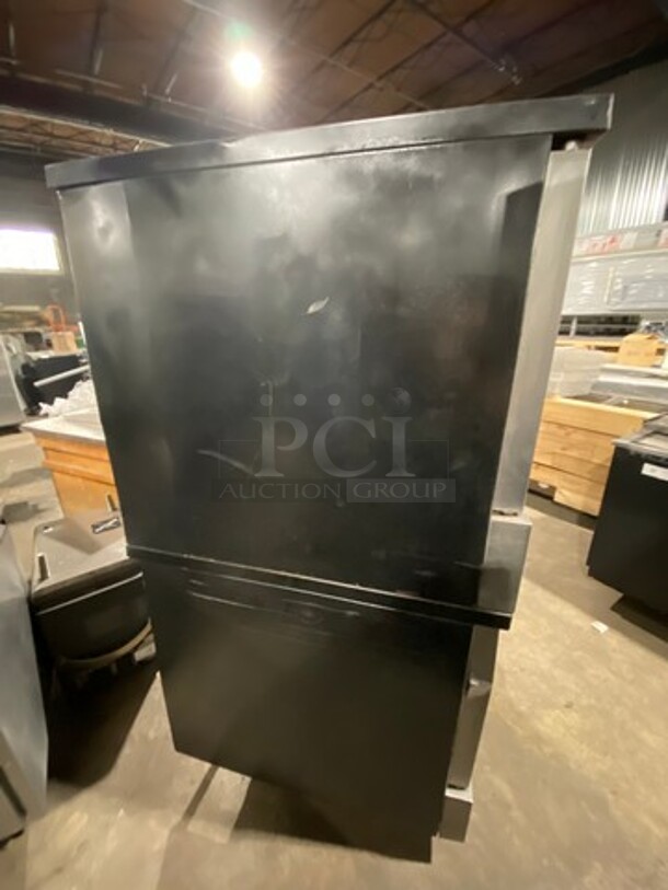 Garland Commercial Natural Gas Powered Double Deck Convection Oven! With View Through Doors! Metal Oven Racks! All Stainless Steel! On Casters! 2x Your Bid Makes One Unit! Model: TTG3 - Image 2 of 10