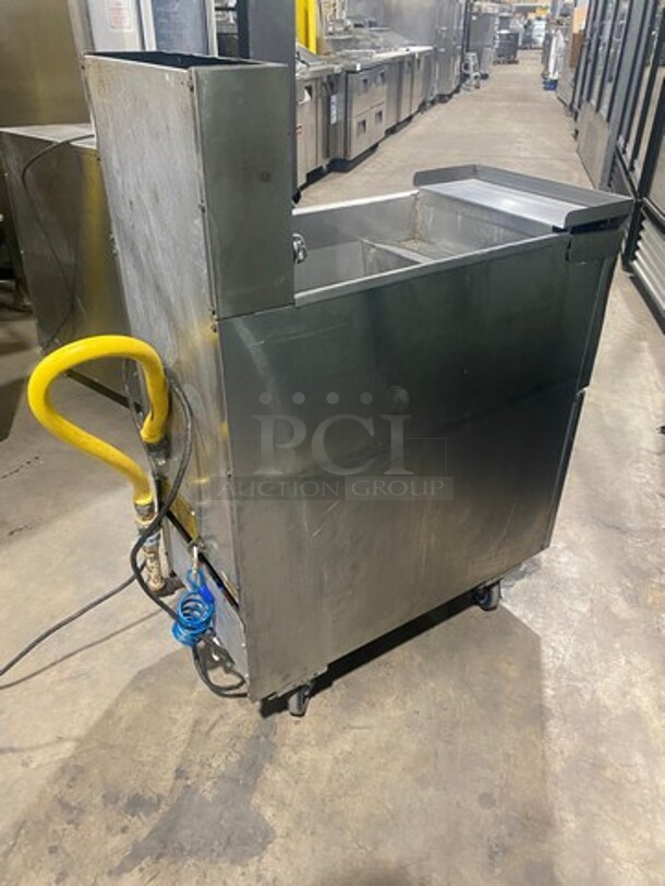 Anets Commercial Natural Gas Powered Pasta Cooker! All Stainless Steel! On Casters! Model: GPC14 - Image 4 of 11