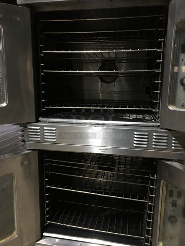 AMAZING! US Range Commercial Natural Gas Powered Double Deck Convection Oven! With Metal Oven Racks! With View Through Doors! All Stainless Steel! On Casters! Working When Removed! Model: SUMG100 SN: 1607100101506 - Image 6 of 10