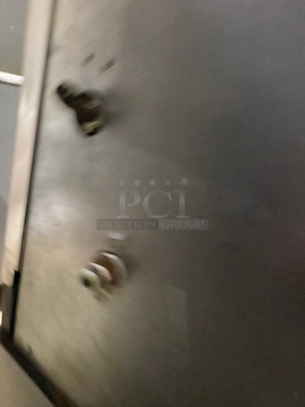 Scotsman Commercial Ice Maker Machine! With Commercial Ice Bin! All Stainless Steel! On Legs! 2x Your Bid Makes One Unit! Model: CME506WS1F SN: 65730810S 115V 60HZ 1 Phase - Image 7 of 8