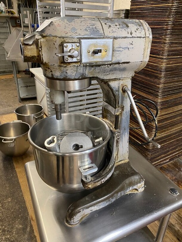 Hobart 20 Quart 1/2 HP Heavy Duty Commercial Planetary Bench Mixer With Bowl! With Dough Hook, Paddle and Whisk Attachments! Working When Removed!  MODEL A200 SN:1513533 115V 1PH - Image 2 of 9