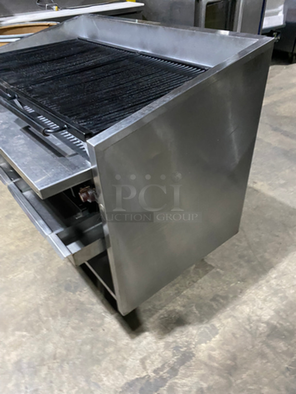 Magi Kitch'n Commercial Natural Gas Powered Char Broiler Grill! With Underneath Storage Space! With Back & Side Splashes! All Stainless Steel! On Casters! Model: FM648 SN: G11JD041755 - Image 3 of 8