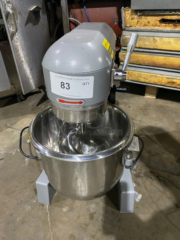 LATE MODEL! 2020 Commercial Countertop Planetary Mixer! With Spiral And Paddle Attachments! Stainless Steel Mixing Bowl! All Stainless Steel! Model: B15 110V 60HZ 