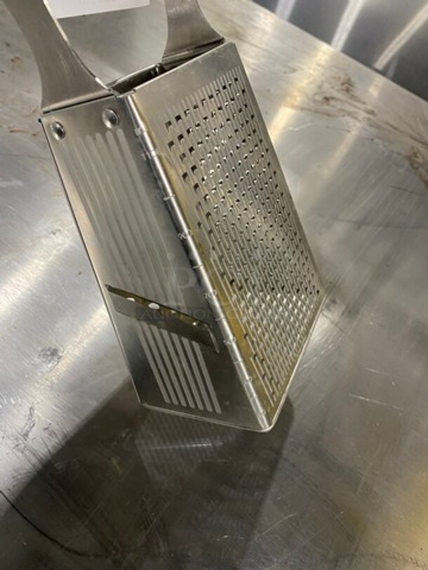 Cuisipro 4-Sided Cheese Grater! - Image 5 of 5