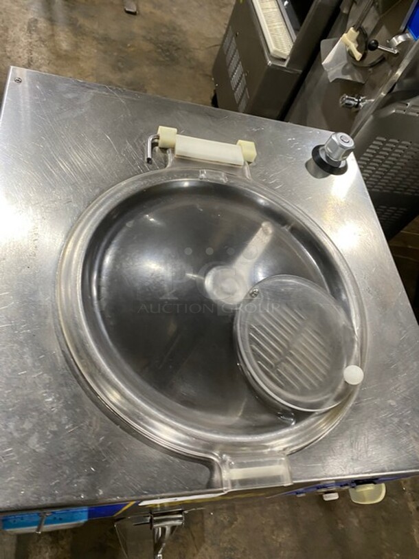 FAB! Carpigiani Commercial Floor Style Gelato Cream Cooker/Pasteurizer! All Stainless Steel! Model PASTOCREMA 55 SN: 387735! 220V 3 Phase! On Casters! - Image 5 of 11