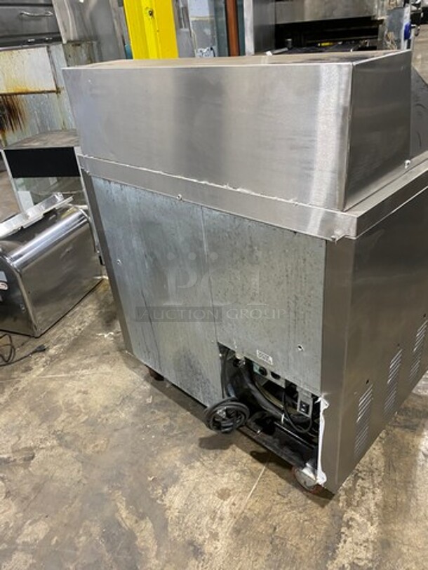 LATE MODEL! 2017 Leader Commercial Refrigerated Sandwich Prep Table! With 2 Door Underneath Storage Space! With Commercial Cutting Board! All Stainless Steel! On Casters! Model: LM36 SN: GA03M0902A 115V 60HZ 1 Phase - Image 4 of 10