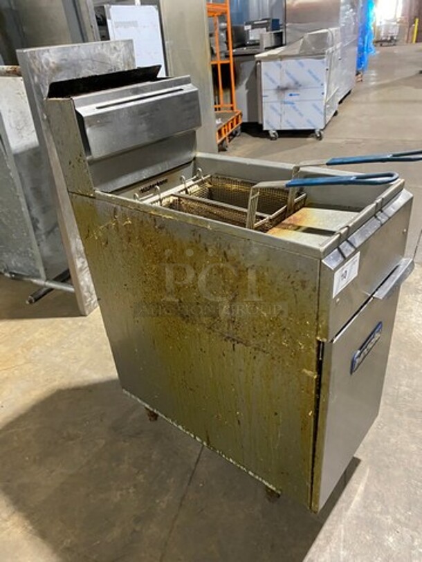 Imperial Commercial Natural Gas Powered Deep Fat Fryer! With 2 Metal Frying Baskets! All Stainless Steel! On Legs! Working When Removed! - Image 2 of 9