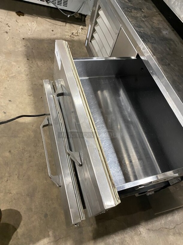 Nice! LEADER Stainless Steel Commercial 2 Drawer Chef Base on Commercial Casters! MODEL:LB48 S/C SN: PU05M0037C 115V - Image 5 of 8