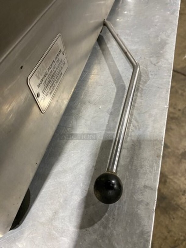 Hobart Commercial Countertop Meat/Deli Slicer! All Stainless Steel! Model: 1712E SN: 56902154 115V 60HZ 1 Phase - Image 8 of 10