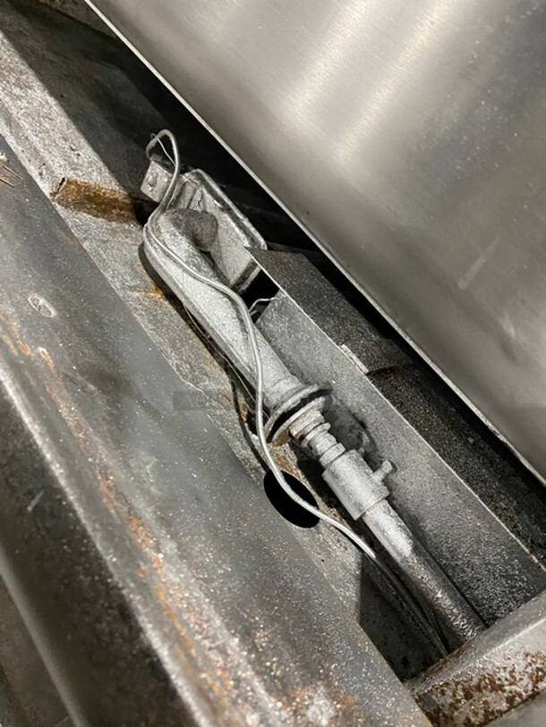(x2) Mastro Commercial Natural Gas Powered Double Deck Pizza/ Baking Oven! All Stainless Steel! On Legs! Working When Removed! 2x Your Bid Makes One Unit! - Image 7 of 11