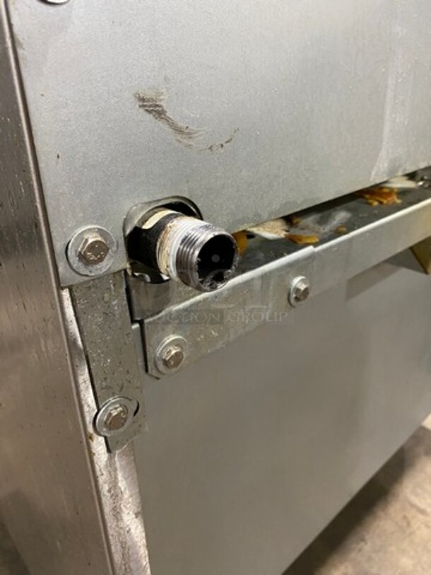 LATE MODEL! 2019 Asber Commercial Natural Gas Powered 6 Burner Stove! With Raised Back Splash And Salamander Shelf! With Oven Underneath! Metal Oven Rack! All Stainless Steel! On Casters! WORKING WHEN REMOVED! - Image 10 of 11