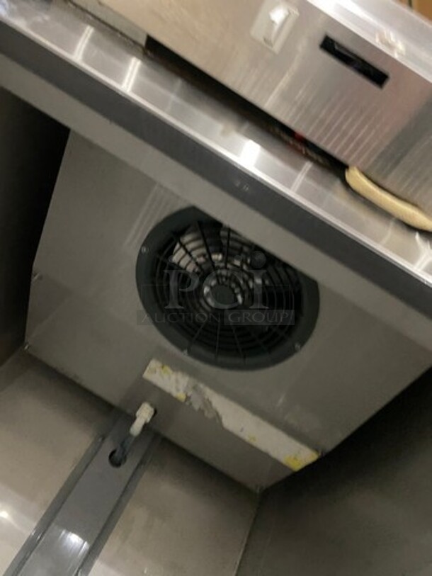 Titan Commercial Single Door Reach In Freezer! All Stainless Steel! On Casters! Model: XTF23BM Sn: ST1819712XTF23BM0014 115V - Image 6 of 10