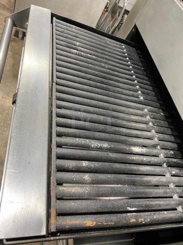 Garland Commercial Natural Gas Powered Upright Double Oven Char Broiler Grill! All Stainless Steel! - Image 6 of 11