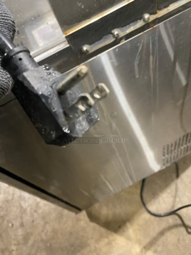 Turbo Air Refrigerated Salad Bar Island! Single Door Storage Space Underneath! All Stainless Steel! Model: MST28711S SN: MS2T902301 115V - Image 8 of 8