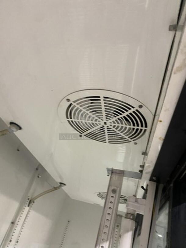 True 3 Sliding Door Cooler Merchandiser! With Poly Coated Rackks! Model GDM69 Serial 11920903! 115V 1 Phase!  - Image 7 of 9
