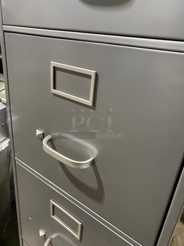 Solid Grey 5 Drawer Filing Cabinet! - Image 4 of 5