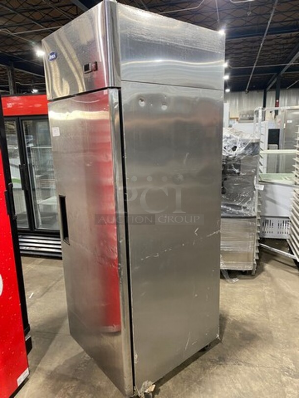 LATE MODEL! 2017 Atosa Commercial Single Door Reach-In Freezer! With Poly Coated Racks! Solid Stainless Steel! On Casters! Model: MBF8001 SN: MBF8001AUS100317110800C40024 115V 60HZ 1 Phase - Image 2 of 11
