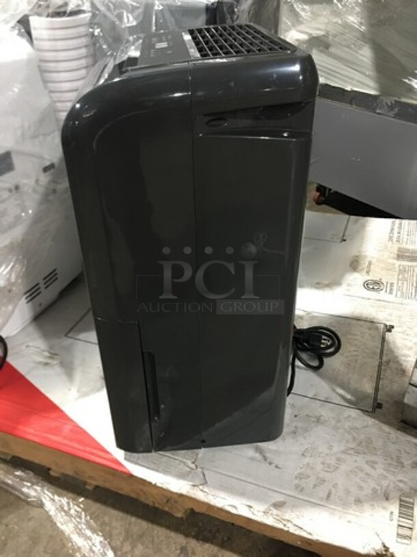 NEW! OUT OF THE BOX! SCRATCH-N-DENT! Danby 50 Pint Auto Restart Direct Drain Dehumidifier Unit! 115V - Image 3 of 8