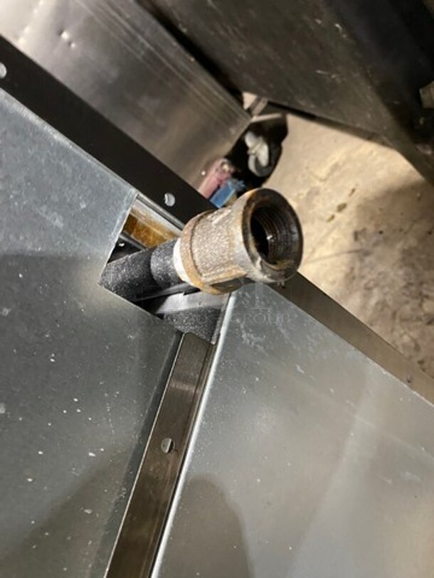 Cook Rite Commercial Natural Gas Powered 6 Burner Stove! With Raised Back Splash And Salamander Shelf! With Oven Underneath! Metal Oven Rack! All Stainless Steel! Model: AGR6B SN: AGR6BAUS100320062400C40001! Working When Removed! - Image 10 of 10