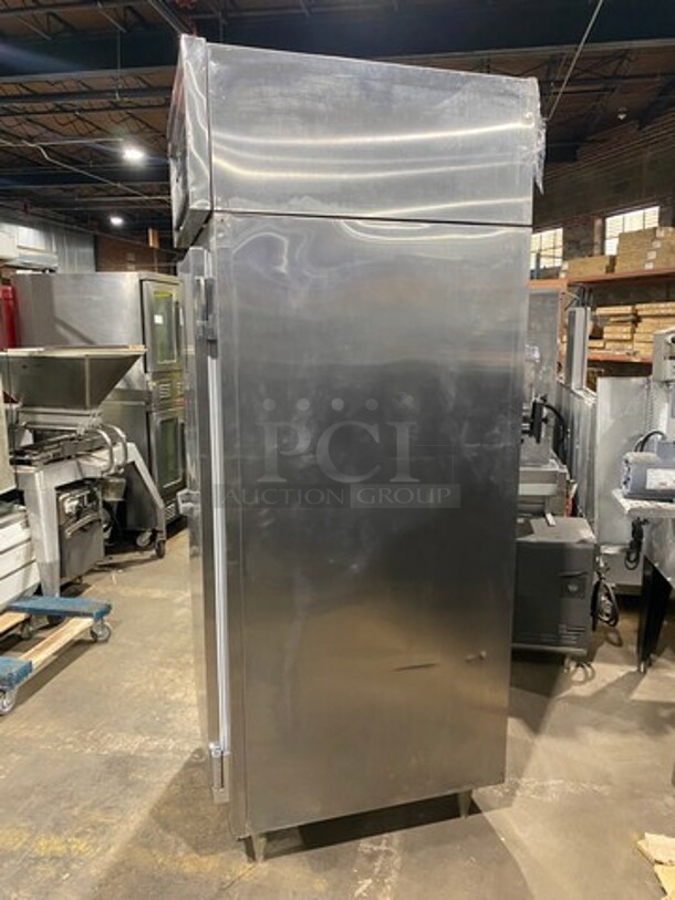 Victory Commercial Single Door Reach In Freezer! All Stainless Steel! On Legs!  - Image 2 of 8