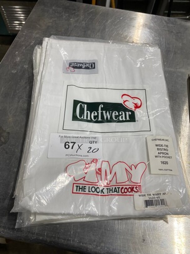 NEW! Chefwear Commercial White Bistro Apron! With Pocket! 20x Your Bid!