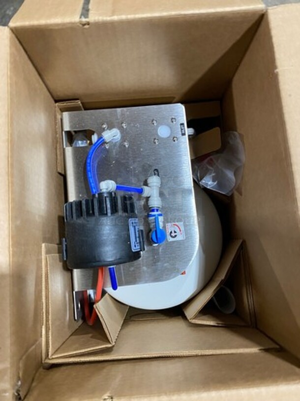 NEW! IN THE BOX! Water Filtration Scale Gard Reverse Osmosis System! - Image 3 of 9