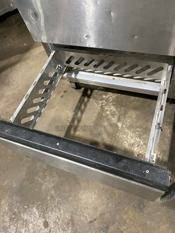 SILVER KING 4 Drawer Pizza Prep Table! Stainless Steel! On Commercial Casters! Model SKPZ60D2 Serial SBDK1557588 115V/60Hz 1Phase!  - Image 6 of 9