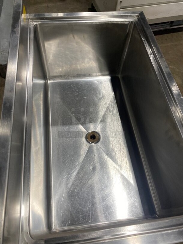 Commercial Undercounter Ice Bin! With Back Splash! Solid Stainless Steel! On Legs! - Image 5 of 7