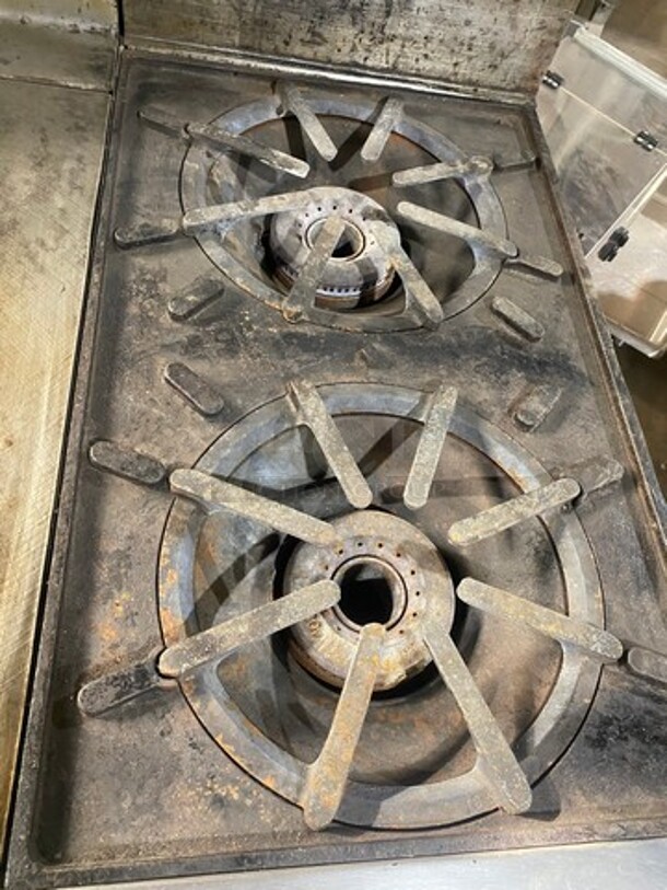 Vulcan Commercial Natural Gas Powered French Top/ Hot Plate Stove With Right Side 2 Burner! With Raised Back Splash! With Oven Underneath! All Stainless Steel! On Legs! Model: GH7245 SN: 481109901AT - Image 6 of 12