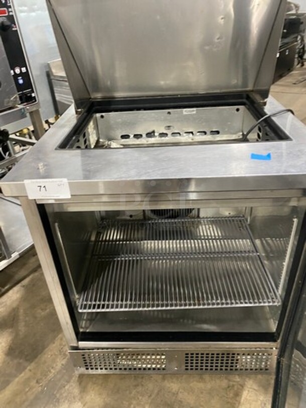 NICE! TRUE Refrigerated Commercial Sandwich Prep Table/Station! Model TFP-32-12M 115V/60Hz/1 Phase  - Image 4 of 6