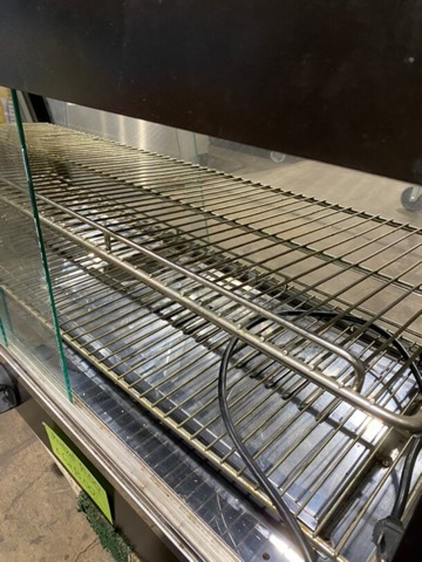 Vollrath Commercial Countertop Heated Display Case Merchandiser! With Rear Access Doors! Model: FMA7048 SN: C44002017140008 120V 60HZ 1 Phase - Image 6 of 8