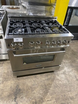 GORGEOUS! 2018 ZLINE Gas Powered 6 Burner Stove! With Oven Underneath! Stainless Steel! MODEL RG36 Serial 18121990008 