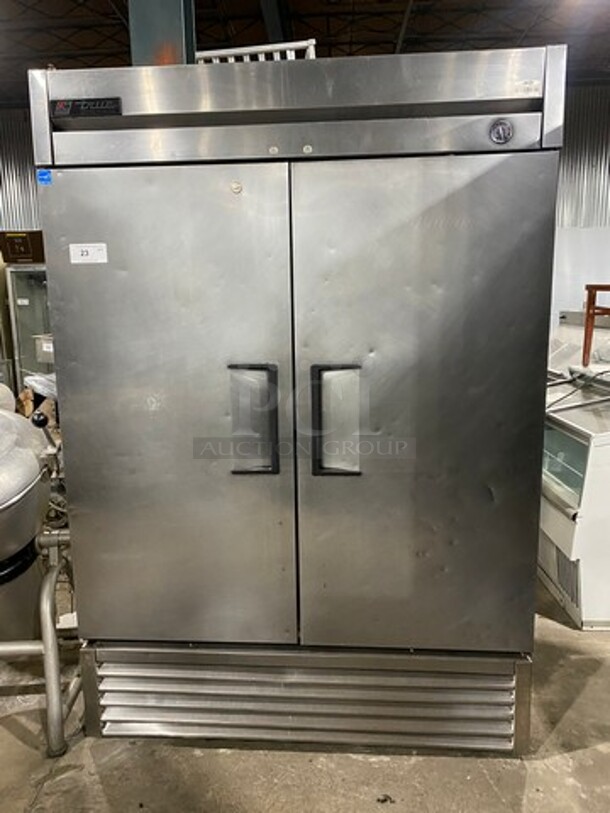 True Commercial 2 Door Reach In Cooler! Poly Coated Racks! All Stainless Steel! Model: T49 SN: 6950022 115V 60HZ 1 Phase