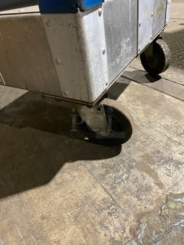 Dish Transport Cart! On Casters! - Image 5 of 5