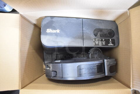 IN ORIGINAL BOX! Shark AV2501S AI Ultra Robot Self Empty Vacuum Cleaner. 